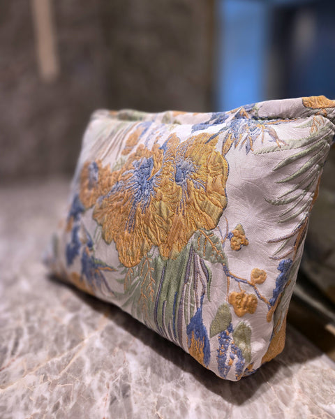 Floraison 刺繡花卉收納包｜金午時花